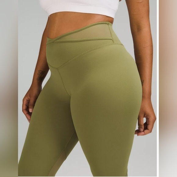 Lululemon Nulu and Crisscross Mesh Stirrup Tight Bronze Green Size 14. - Picture 4 of 12